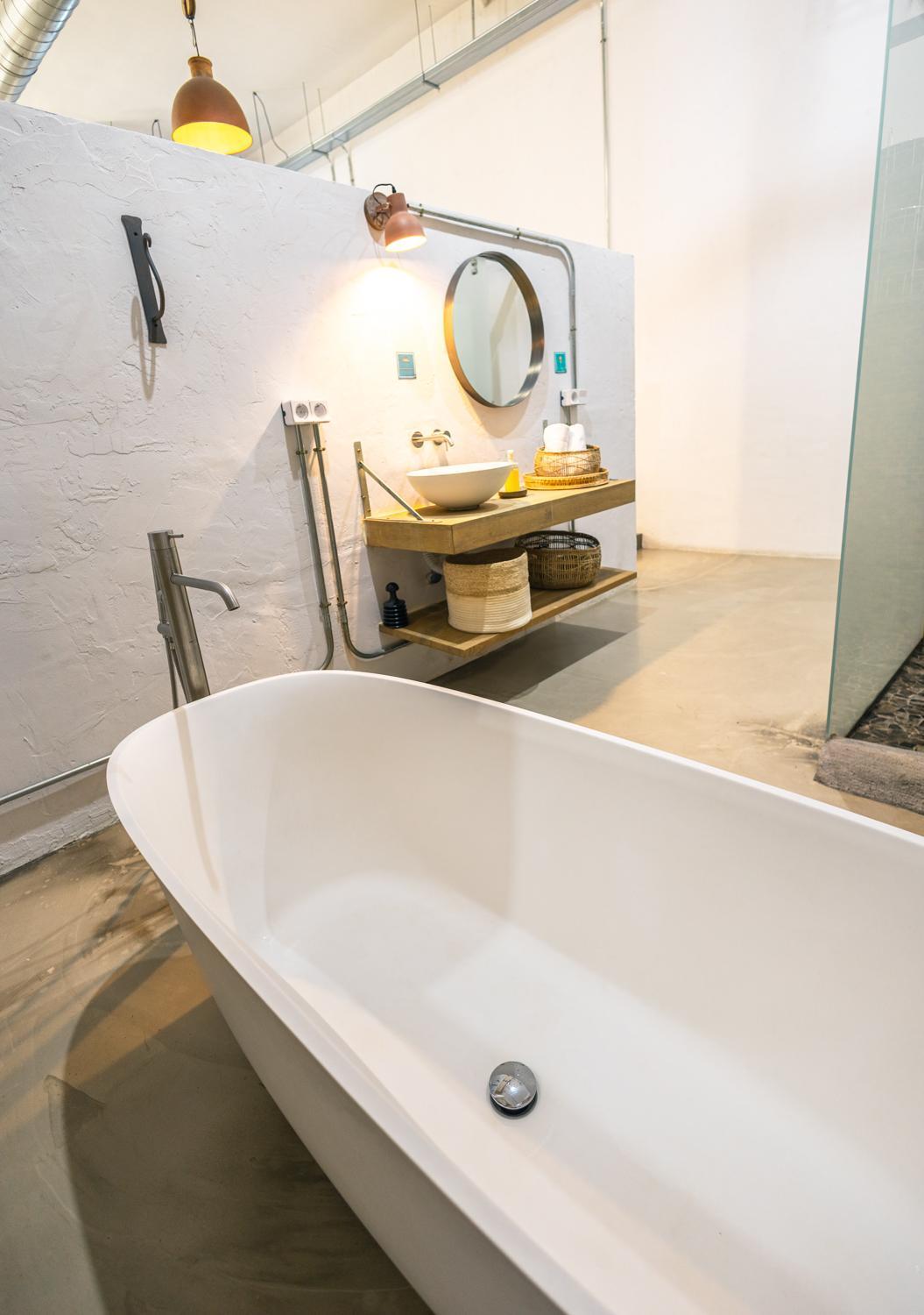 Appartement Loft-style Ground Floor Flat *